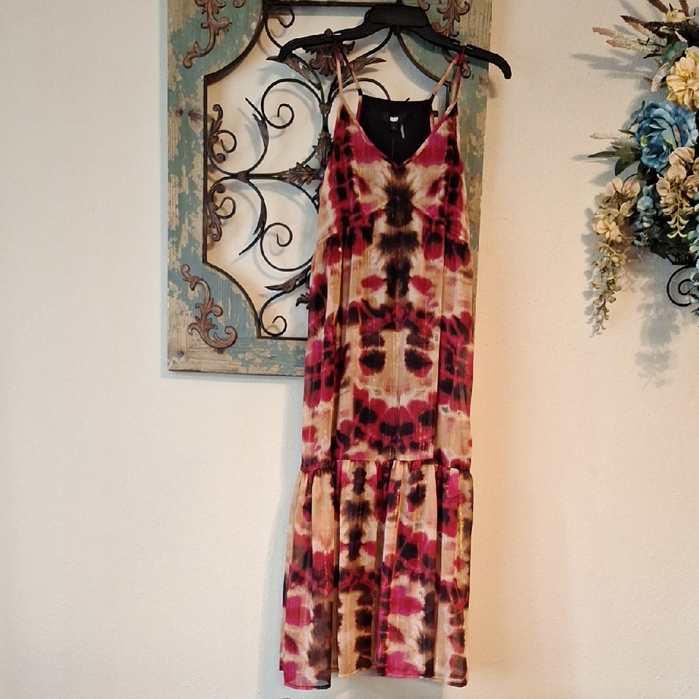 🔥🔥$8.00 DKNY Red/Gold Spaghetti Strap Sundress. NWT Available Small & Med